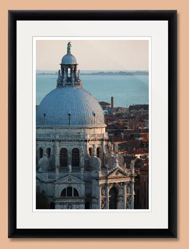 Framed prints help in expression of personality